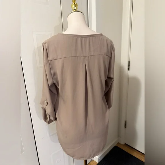 Sweet Rain Large Beige Blouse - Picture 6 of 6